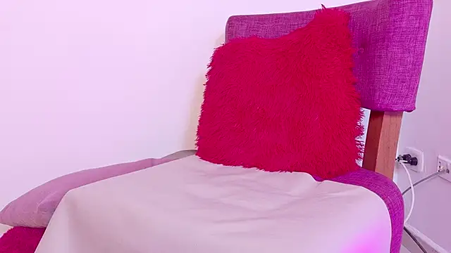 KITY HILL online show from February 9, 2026, 3:48 am