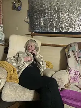 ladyboatlady online show from March 16, 2026, 8:00 pm