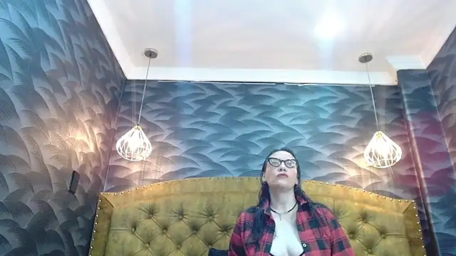 AvaNahomix online show from November 16, 2025, 12:32 pm