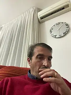 Snapshot of sasatimido chatting on May 7, 2026, 4:28 am sasatimido online show from May 7, 2026, 4:28 am