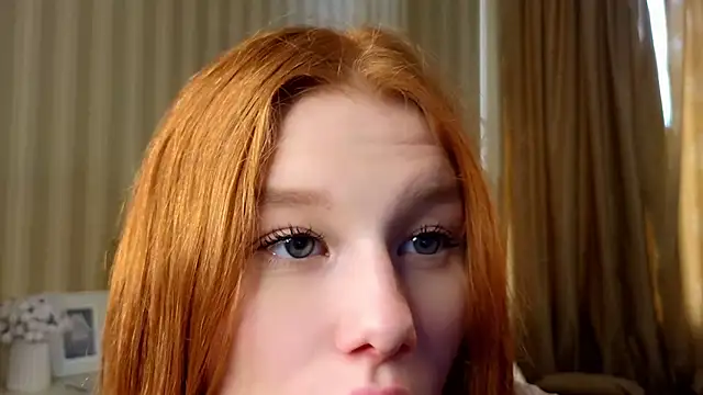 Snapshot of Juuulia_ chatting on June 20, 2026, 2:33 pm Juuulia online show from June 20, 2026, 2:33 pm