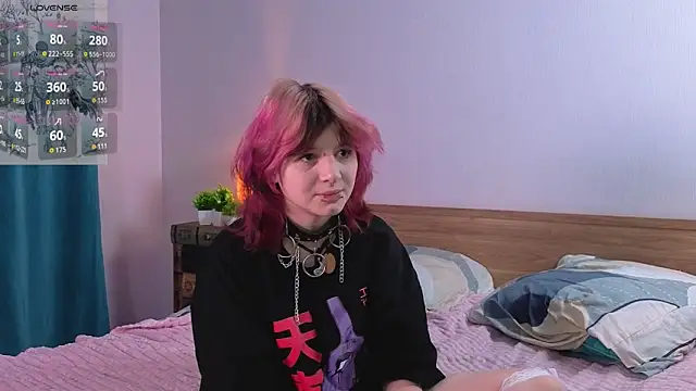 Snapshot of TaiteBeat chatting on November 24, 2025, 6:41 pm TaiteBeat online show from November 24, 2025, 6:41 pm