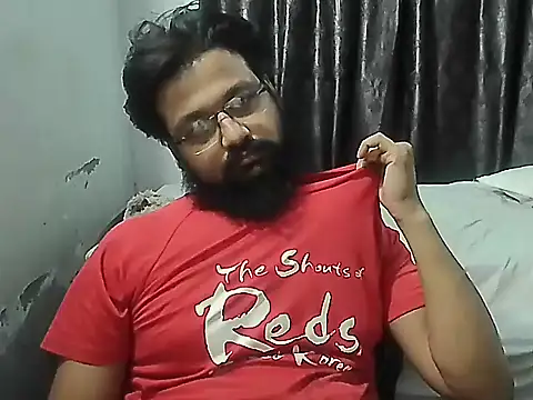 Dollseye online show from May 17, 2026, 5:46 pm