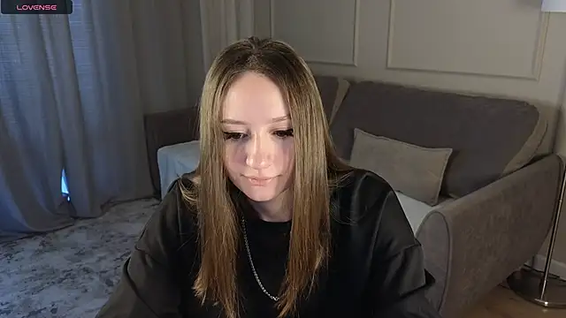 cutienaughtygirl online show from September 18, 2025, 8:17 am