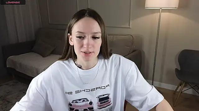 Snapshot of cutienaughtygirl chatting on February 1, 2026, 2:21 am cutienaughtygirl online show from February 1, 2026, 2:21 am