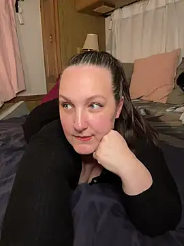 Snapshot of Just_Trudy chatting on February 5, 2026, 2:07 am Just Trudy online show from February 5, 2026, 2:07 am