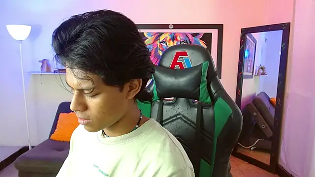 Snapshot of dreyk20 chatting on December 3, 2025, 1:54 pm dreyk20 online show from December 3, 2025, 1:54 pm