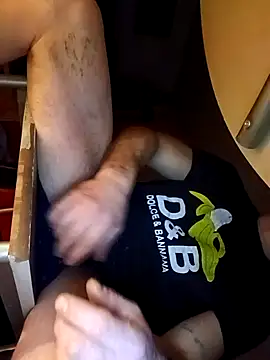 Radsjxh online show from February 20, 2026, 12:29 am