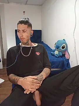 Snapshot of Tattoboy19cm chatting on April 18, 2026, 2:19 pm Tattoboy19cm online show from April 18, 2026, 2:19 pm