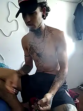 Snapshot of Tattoboy19cm chatting on February 7, 2026, 6:38 pm Tattoboy19cm online show from February 7, 2026, 6:38 pm