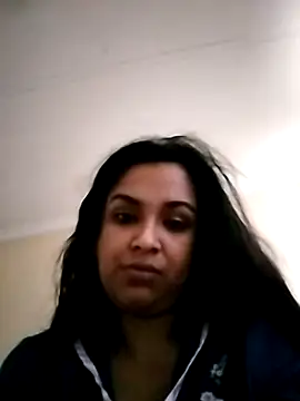 Snapshot of cute_indianxo chatting on February 16, 2026, 9:30 am cute indianxo online show from February 16, 2026, 9:30 am