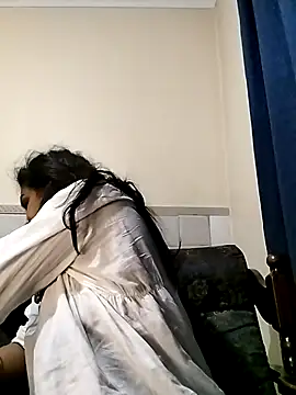 Snapshot of cute_indianxo chatting on February 28, 2026, 3:17 am cute indianxo online show from February 28, 2026, 3:17 am