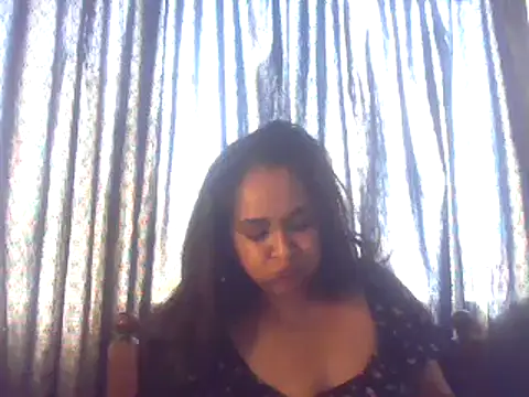 Snapshot of cute_indianxo chatting on November 10, 2025, 8:08 am cute indianxo online show from November 10, 2025, 8:08 am