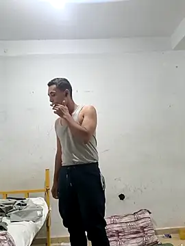 Snapshot of Naymik911 chatting on October 18, 2025, 2:24 am Naymik911 online show from October 18, 2025, 2:24 am