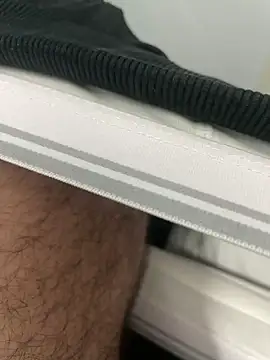 Heros2000 online show from November 11, 2025, 11:27 am