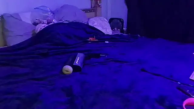 AntMeich6969 online show from January 11, 2026, 1:12 am