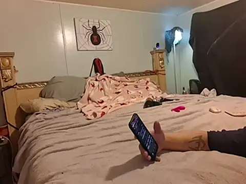 AntMeich6969 online show from November 28, 2025, 6:24 am