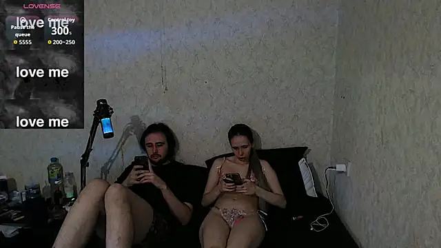 cjhouse96 online show from September 14, 2025, 12:16 pm