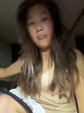 Snapshot of xena0501 chatting on February 8, 2026, 10:40 pm xena0501 online show from February 8, 2026, 10:40 pm