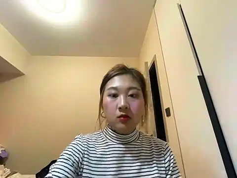 Snapshot of xena0501 chatting on February 27, 2026, 3:01 pm xena0501 online show from February 27, 2026, 3:01 pm