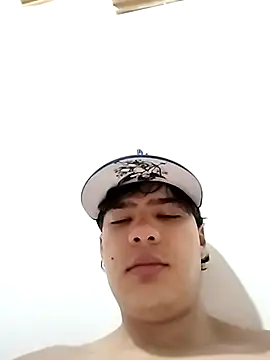 dani titan320 online show from February 6, 2026, 12:01 pm