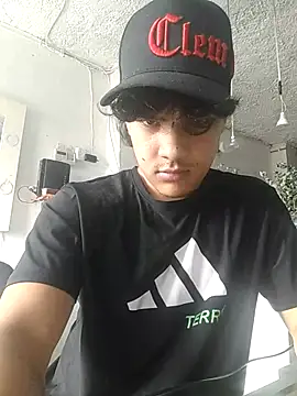 dani titan320 online show from April 16, 2026, 4:30 pm