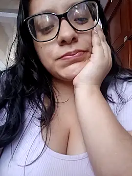 Vanesitacooper online show from October 11, 2025, 6:09 pm