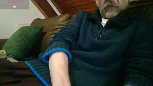 Snapshot of Vrenico-SC chatting on February 18, 2026, 2:57 pm Vrenico-SC online show from February 18, 2026, 2:57 pm