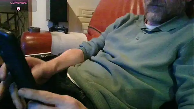 Snapshot of Vrenico-SC chatting on September 11, 2025, 7:03 pm Vrenico-SC online show from September 11, 2025, 7:03 pm