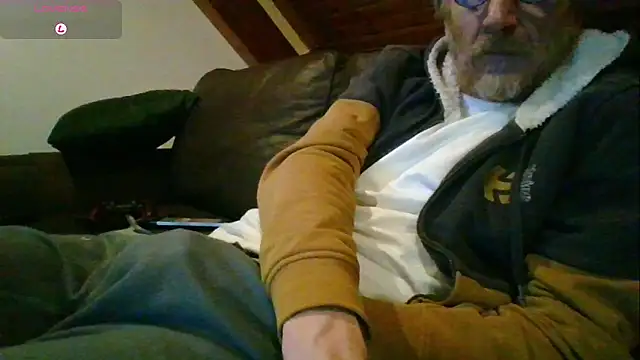 Snapshot of Vrenico-SC chatting on February 8, 2026, 10:29 pm Vrenico-SC online show from February 8, 2026, 10:29 pm