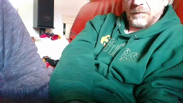 Snapshot of Vrenico-SC chatting on October 4, 2025, 11:01 am Vrenico-SC online show from October 4, 2025, 11:01 am