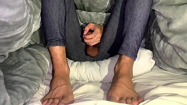 BouncySubsidy online show from January 7, 2026, 3:28 pm