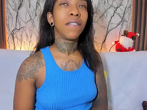 Pauline Fox online show from December 15, 2025, 1:22 am