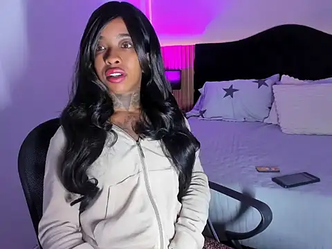 Pauline Fox online show from March 19, 2026, 2:22 am