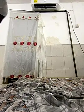 Atta-esi online show from November 15, 2025, 8:13 pm