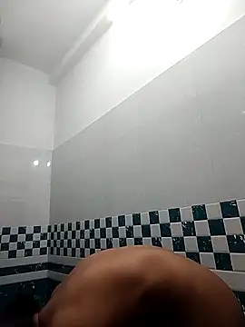 Snapshot of Miss-0012 chatting on September 20, 2025, 3:44 am Miss-0012 online show from September 20, 2025, 3:44 am