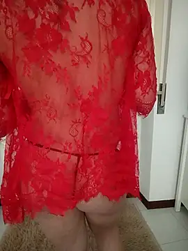 alicepavia22 online show from April 30, 2026, 6:26 pm