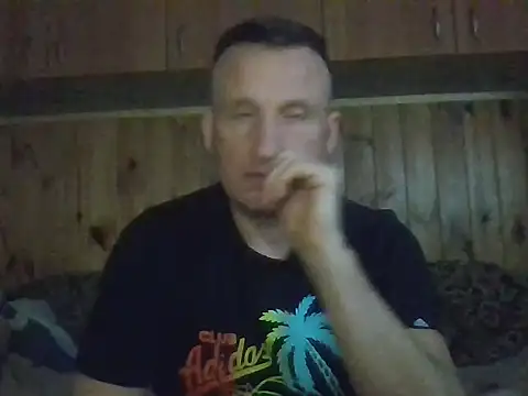 Snapshot of Maksymilian1 chatting on March 16, 2026, 5:26 pm Maksymilian1 online show from March 16, 2026, 5:26 pm