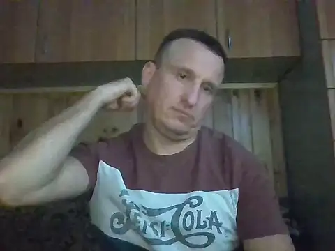 Maksymilian1 online show from November 1, 2025, 2:55 pm