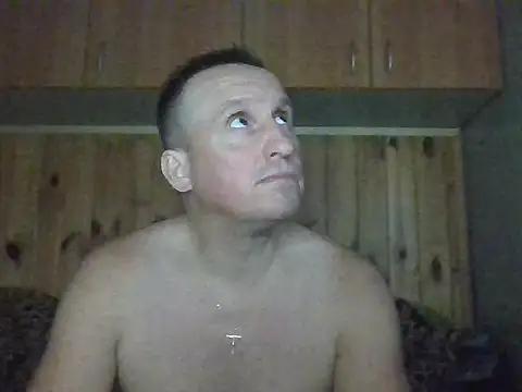 Maksymilian1 online show from October 7, 2025, 7:15 pm