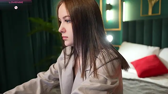 MarySparkle online show from February 4, 2026, 4:51 am