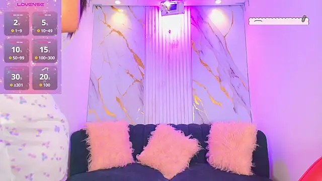 Snapshot of Mhiaa_Sweet chatting on November 8, 2025, 12:09 pm Mhiaa Sweet online show from November 8, 2025, 12:09 pm