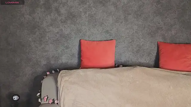 Agnes Wells online show from December 22, 2025, 9:20 am