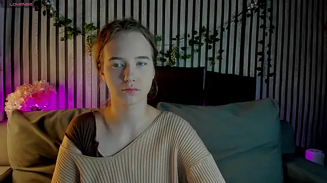 Casey Sweeet online show from February 7, 2026, 1:02 am