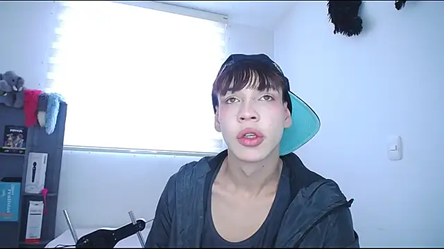 Snapshot of lucky_stricke chatting on September 16, 2025, 8:32 pm lucky stricke online show from September 16, 2025, 8:32 pm
