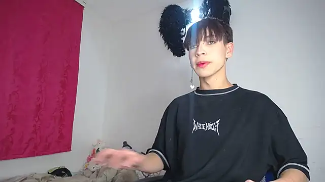 lucky stricke online show from October 29, 2025, 3:05 am