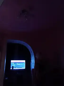 SquirtMilf00 online show from November 27, 2025, 3:40 am