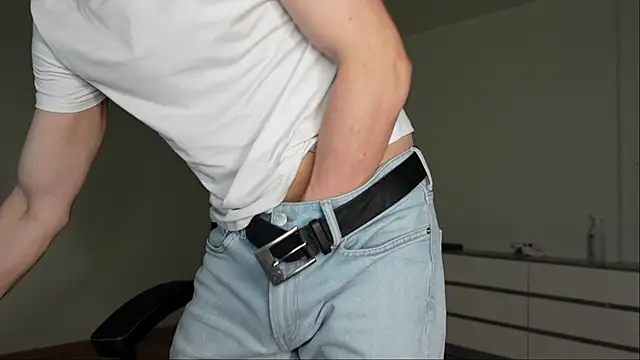 Mark Karson online show from November 9, 2025, 1:26 pm