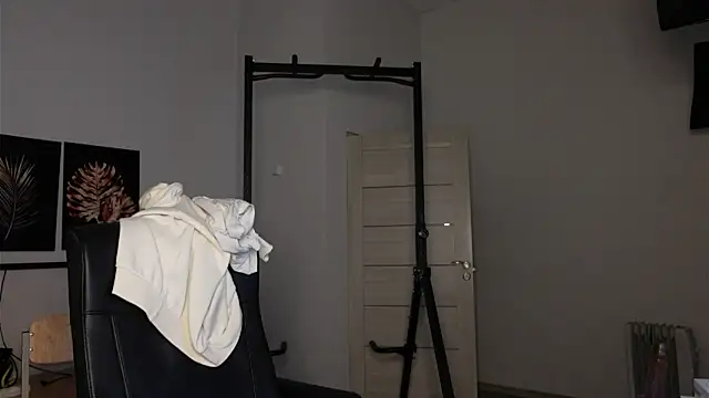 Mark Karson online show from November 22, 2025, 5:45 pm