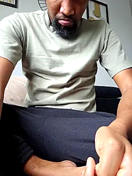 mojaymort online show from November 17, 2025, 10:08 am